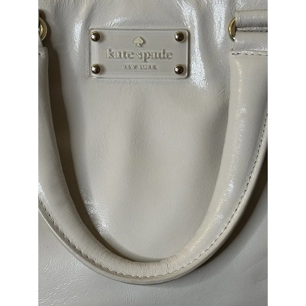 Kate Spade Fanfare Brette Cream Glazed Leather Crossbody Satchel Purse PXRU3017